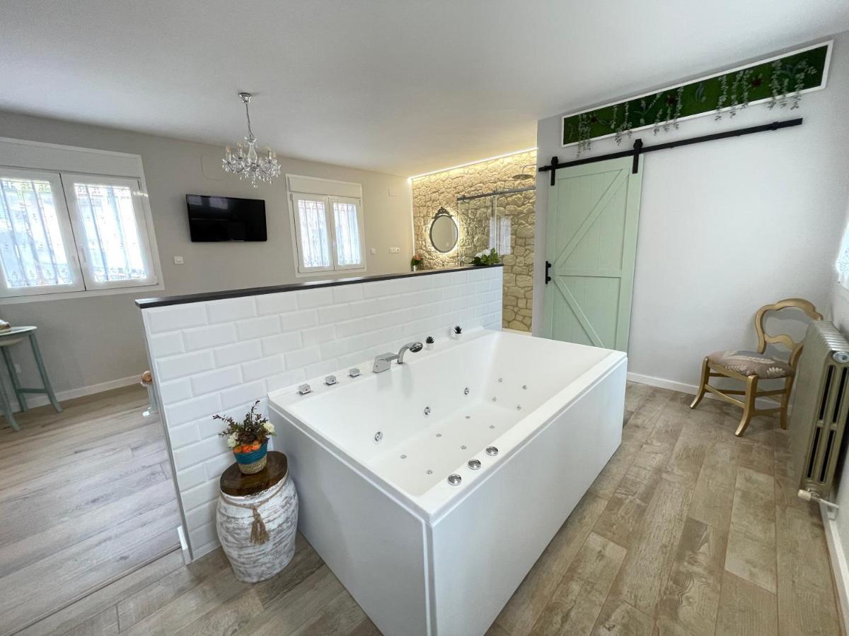 Apartamentos La Somera ألاما ذي أراغون المظهر الخارجي الصورة