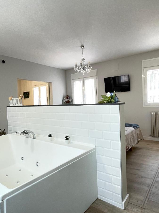 Apartamentos La Somera ألاما ذي أراغون المظهر الخارجي الصورة